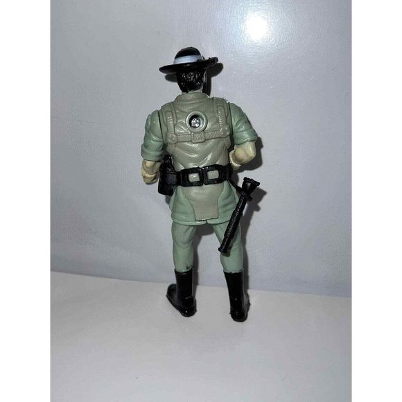 Chap Mei Animal Care line Action Figure w/ Animal Planet Doctor Vet Rescue - Picture 2 of 2